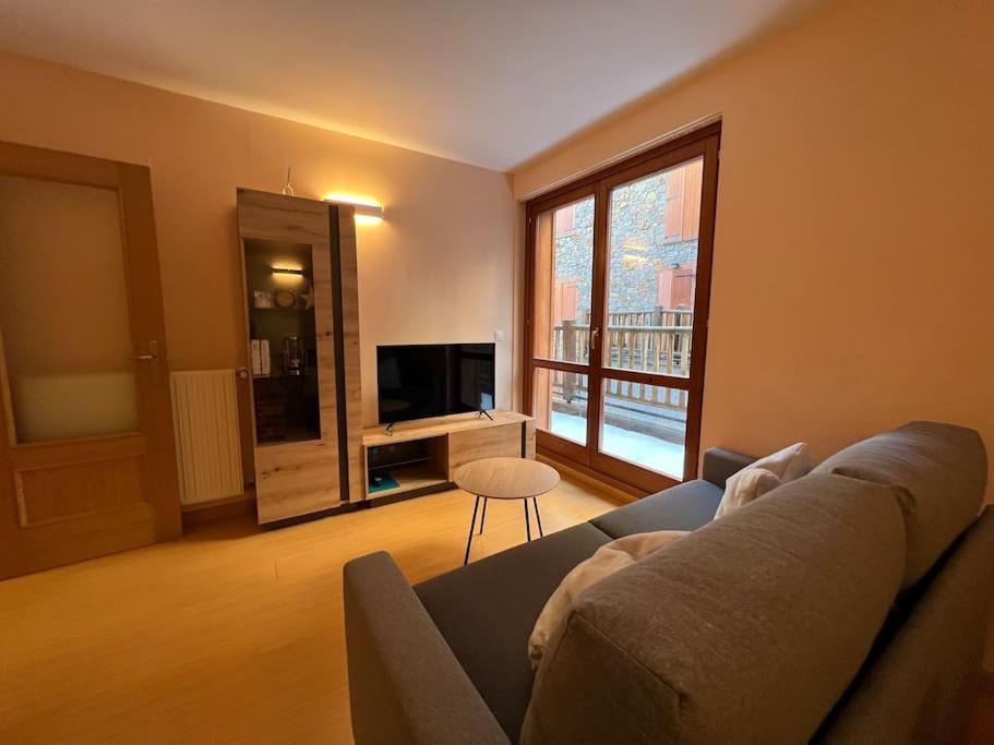 Apartamento Hasta 4 Pax Con Terraza- Nº Hut 08258 Soldeu Eksteriør billede