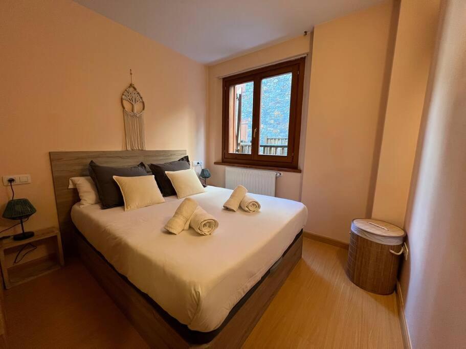 Apartamento Hasta 4 Pax Con Terraza- Nº Hut 08258 Soldeu Eksteriør billede